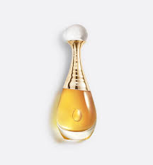 The Ultimate Floral Perfume Guide: 4 Scents That Changed My Fragrance Game